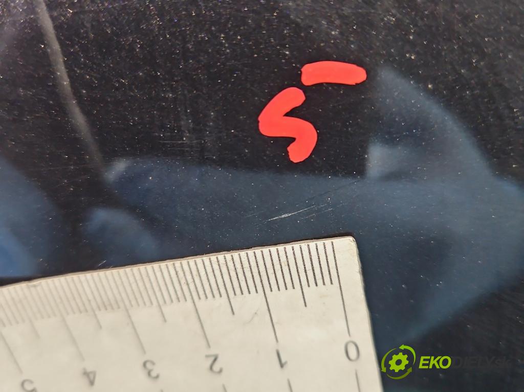 Vw Golf V 2003-2009 1.6 fsi 116 hp manual 85 kW 1598 cm3 5- zadní kufrové dveře  (Zadní kapoty)