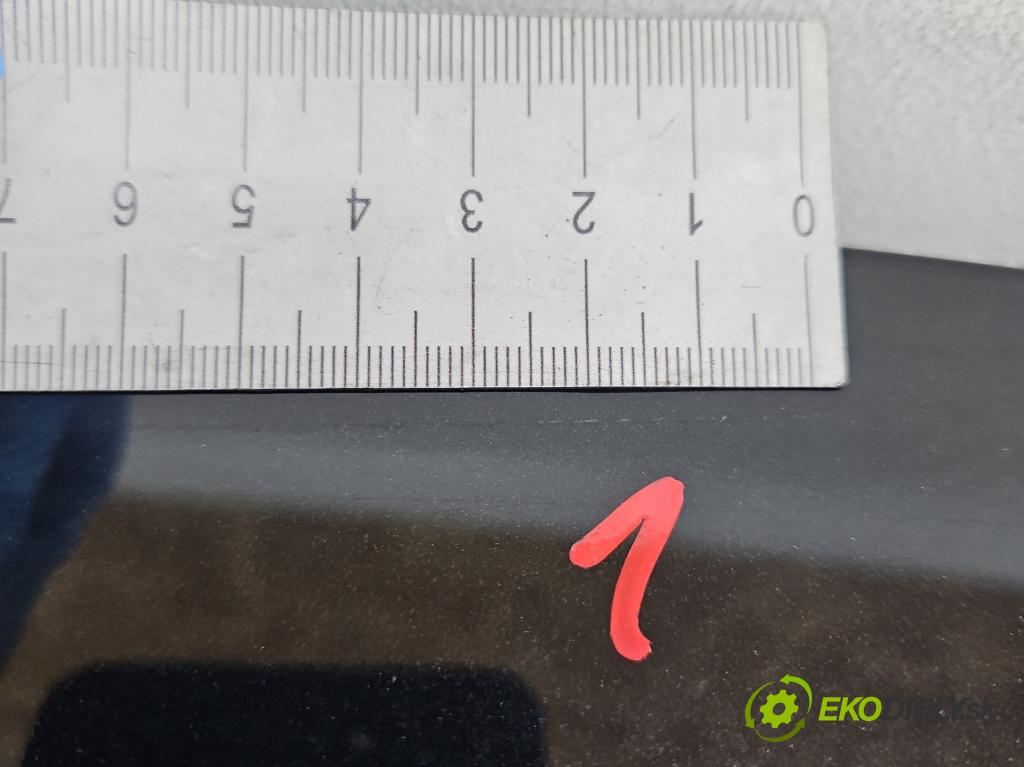 Vw Golf V 2003-2009 1.6 fsi 116 hp manual 85 kW 1598 cm3 5- zadní kufrové dveře  (Zadní kapoty)