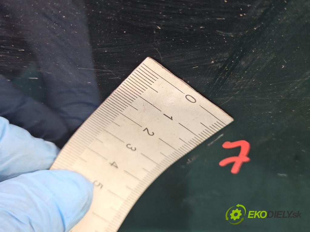 Vw Golf V 2003-2009 1.6 fsi 116 hp manual 85 kW 1598 cm3 5- zadní kufrové dveře  (Zadní kapoty)