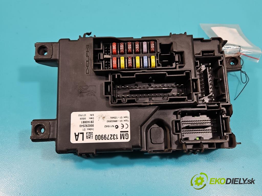 Opel Corsa D 2006-2014 1.2 16V 80 hp manual 59 kW 1229 cm3 3- skříňka pojistková 13279900 (Pojistkové skříňky)