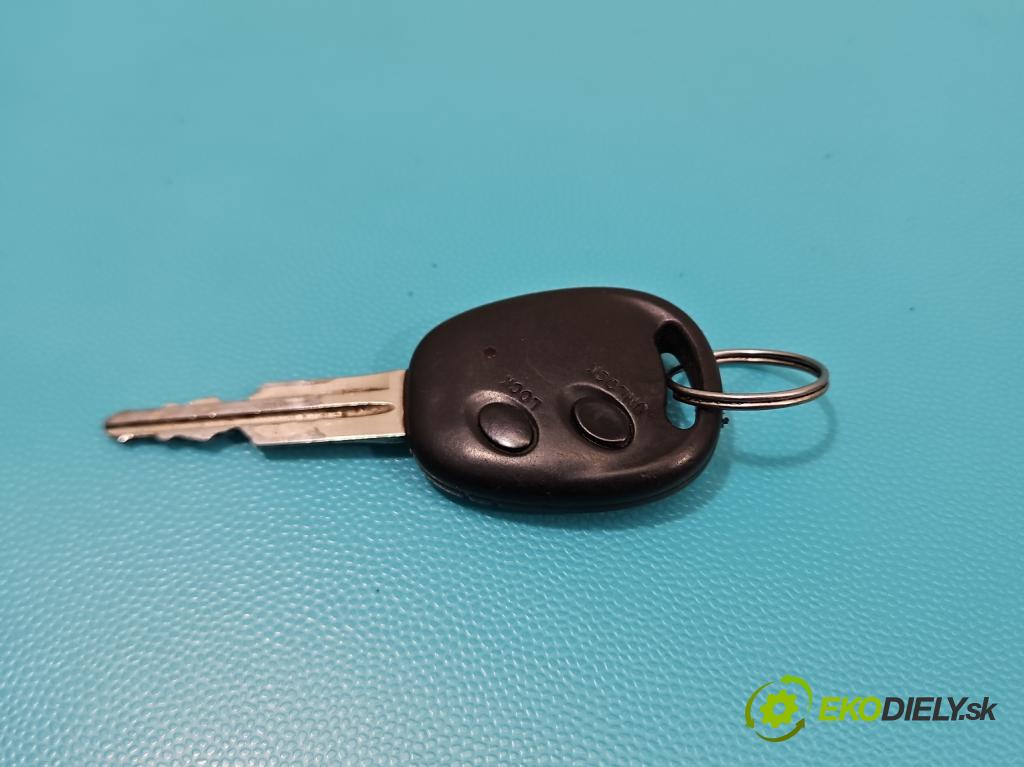 Daewoo Tacuma 2.0 16V 121KM manual 89 kW 1998 cm3 5- Spínačka (Spínacie skrinky a kľúče)