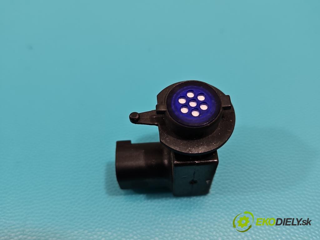 Vw Tiguan I 2007-2016 2.0 tdi 140 hp automatic 103 kW 1968 cm3 5- snímač Číslo:: vzduchu 1K0907659