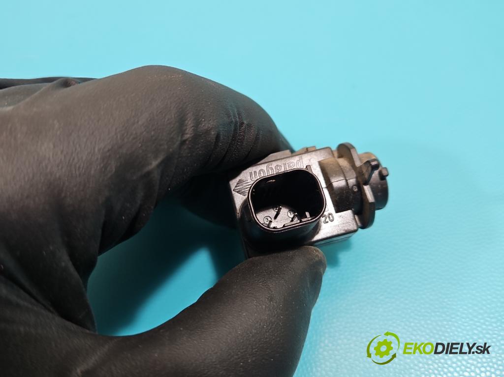 Vw Tiguan I 2007-2016 2.0 tdi 140 hp automatic 103 kW 1968 cm3 5- snímač Číslo:: vzduchu 1K0907659