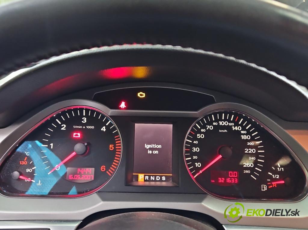 Audi A6 C6 2004-2011 2.7 tdi V6 179KM automatic 132 kW 2698 cm3 5- prístrojovka/ budíky 4F0920933J (Prístrojové dosky, displeje)
