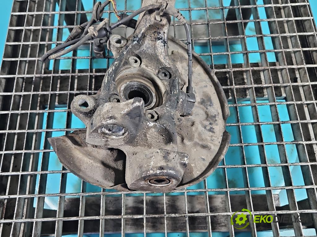 Audi A4 B6 2000-2004 2.0 20V 131 HP manual 96 kW 1984 cm3 4- náboj ľavé  (Náboje)