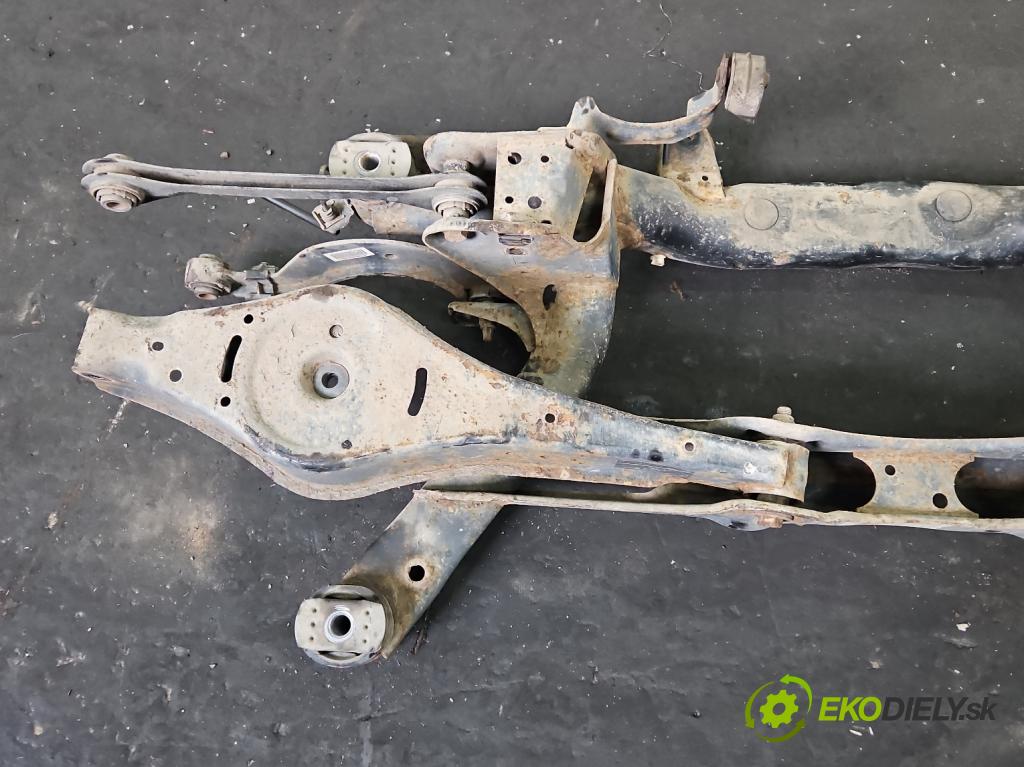 Vw Tiguan I 2007-2016 2.0 tdi 140 hp automatic 103 kW 1968 cm3 5- zadní výztuha 5N0505235L (Výztuhy zadní)