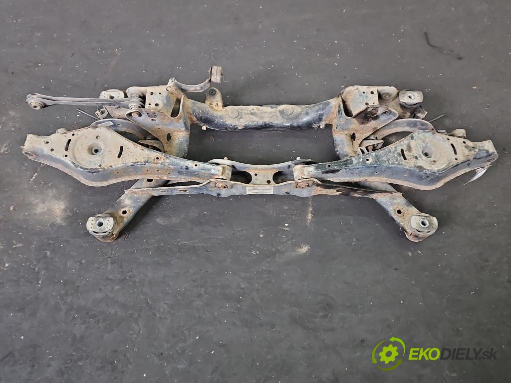 Vw Tiguan I 2007-2016 2.0 tdi 140 hp automatic 103 kW 1968 cm3 5- zadní výztuha 5N0505235L (Výztuhy zadní)