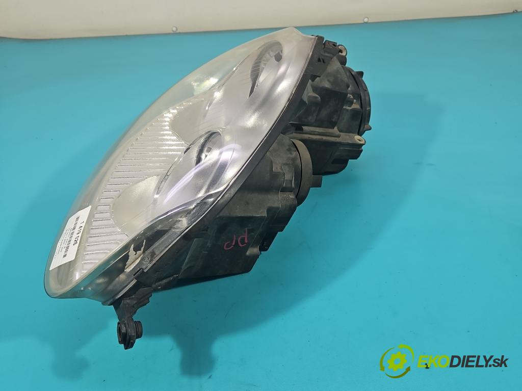 Vw Golf V 2003-2009 1.6 fsi 116 HP manual 85 kW 1598 cm3 5- Reflektor: pravý  (Pravé)