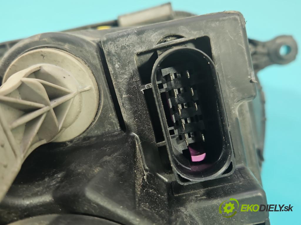 Vw Golf V 2003-2009 1.6 fsi 116 HP manual 85 kW 1598 cm3 5- Reflektor: pravý  (Pravé)