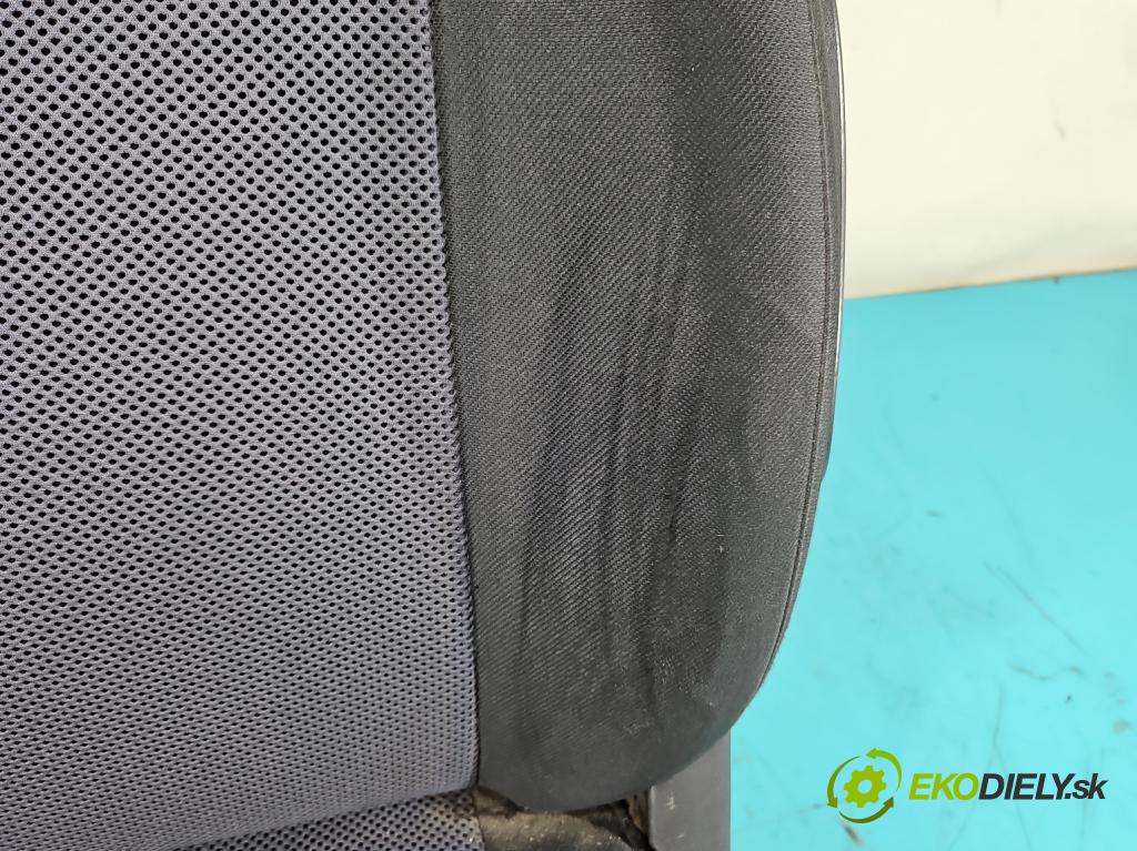 Fiat Sedici 1.9 jtd 120 HP manual 88 kW 1910 cm3 5- Sedačka ľavý  (Sedačky, sedadlá)