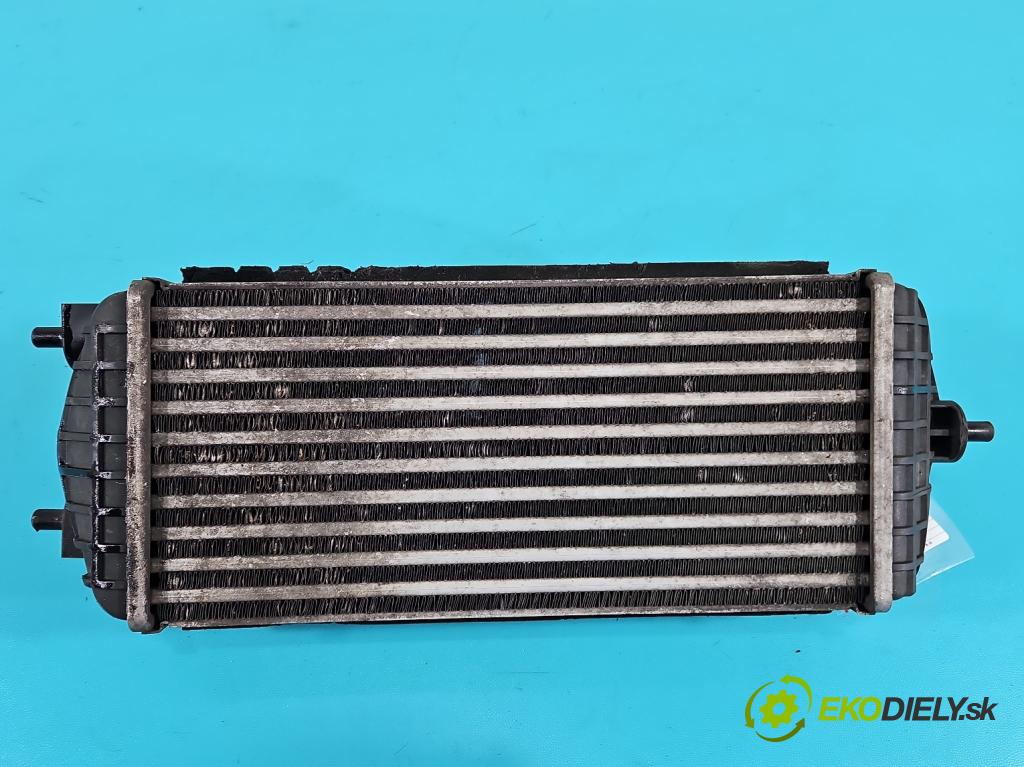 Hyundai I40 1.7 crdi 136hp manual 100 kW 1685 cm3 5- Intercooler  (Chladiče nasávaného vzduchu (intercoolery))