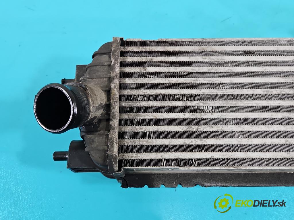 Hyundai I40 1.7 crdi 136hp manual 100 kW 1685 cm3 5- Intercooler  (Chladiče nasávaného vzduchu (intercoolery))