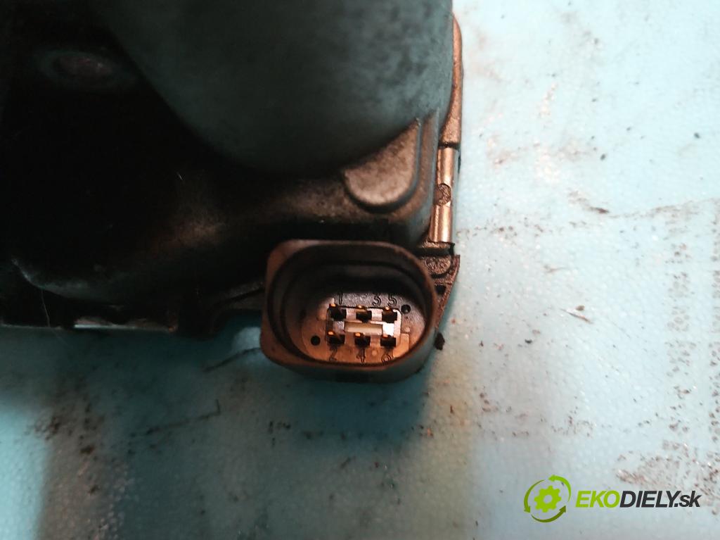 Audi A4 B6 2000-2004 2.0 20V 131 HP manual 96 kW 1984 cm3 4- klapka 06B133062 (Škrtiace klapky)