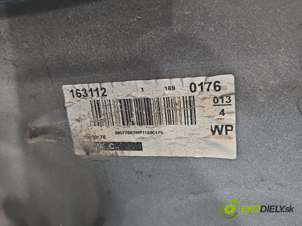Peugeot 508 2010-2018 1.6 hdi 120 hp manual 88 kW 1560 cm3 4- nárazník zadní  (Ostatné)