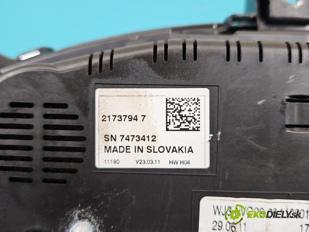 Skoda Fabia II 2007-2014 1.6 tdi 75 HP manual 55 kW 1598 cm3 5- prístrojovka/ budíky 5J0920801J (Prístrojové dosky, displeje)