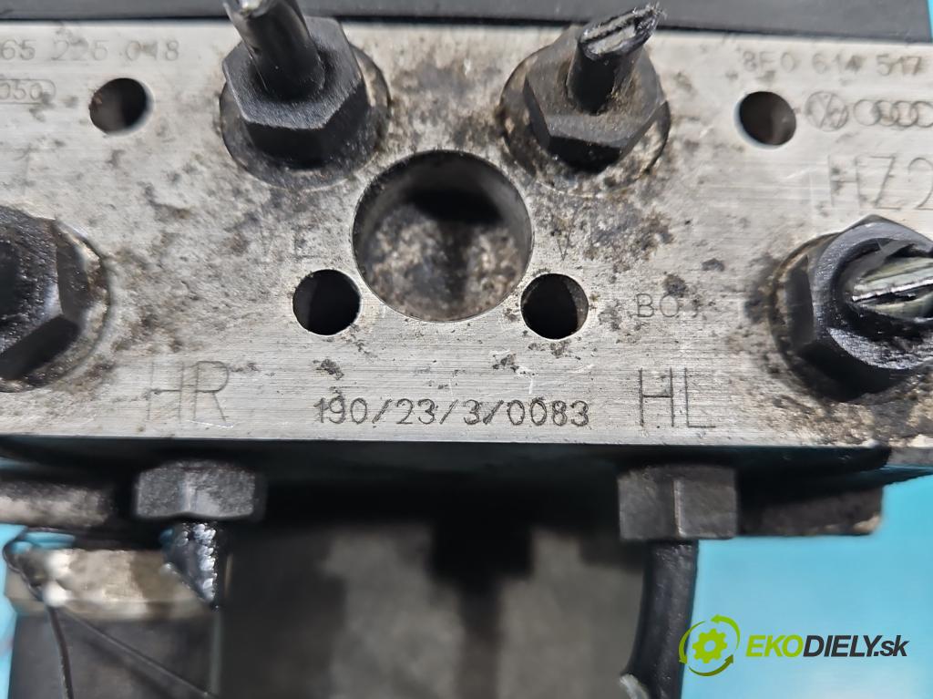 Audi A4 B6 2000-2004 2.0 20V 131 HP manual 96 kW 1984 cm3 4- čerpadlo abs 8E0614517 (Pumpy ABS)