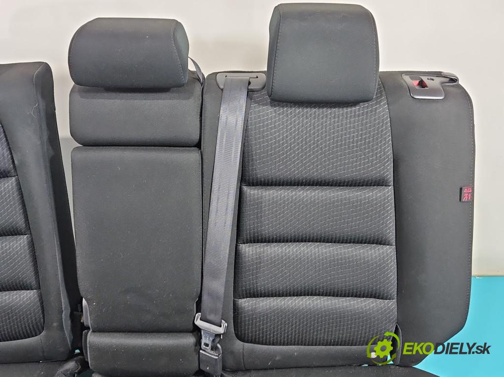 Mazda CX-5 2012-2017 2.2 SKYACTIV: 150 HP manual 110 kW 2191 cm3 5- Pohovka: zadné  (Sedačky, sedadlá)