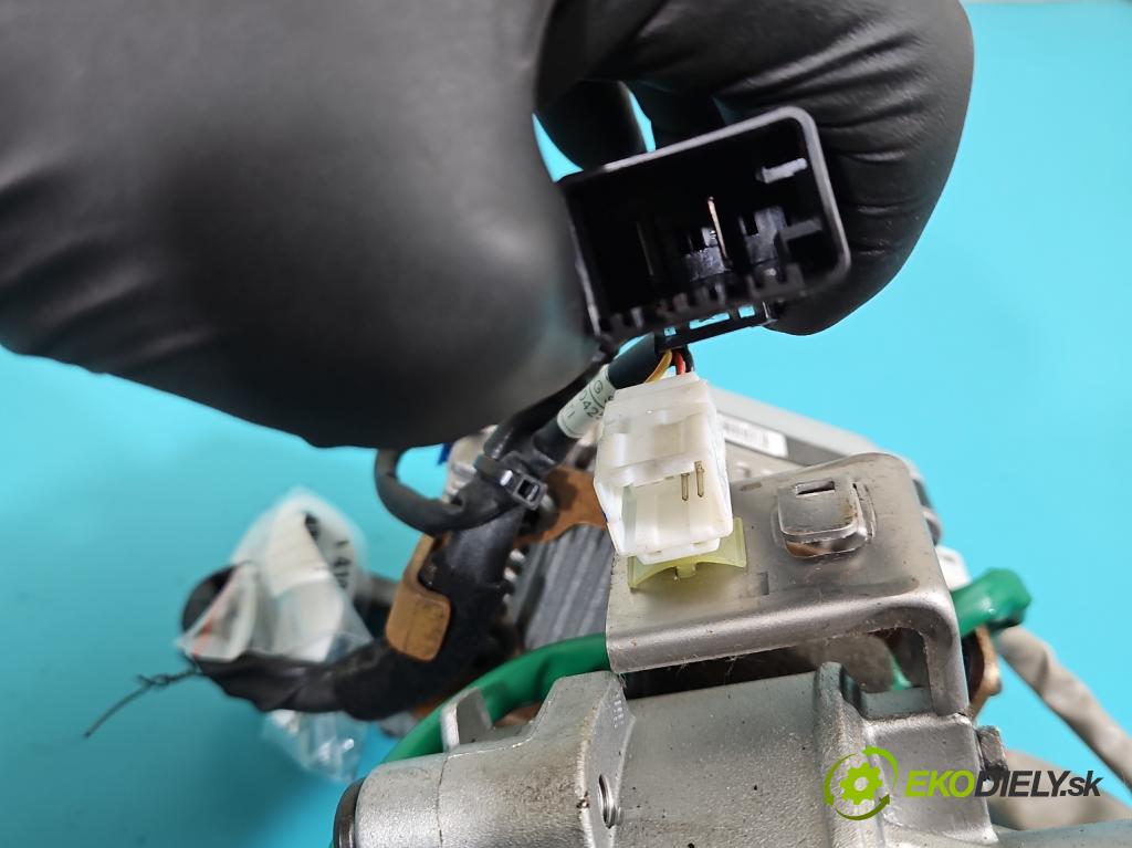 Hyundai I40 1.7 crdi 136 HP manual 100 kW 1685 cm3 5- čerpadlo posilovač 563003Z230 (Servočerpadlo, pumpa riadenia)