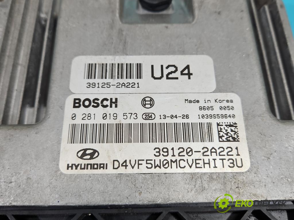 Hyundai I40 1.7 crdi 136 HP manual 100 kW 1685 cm3 5- riadiaca jednotka motora 0281019573