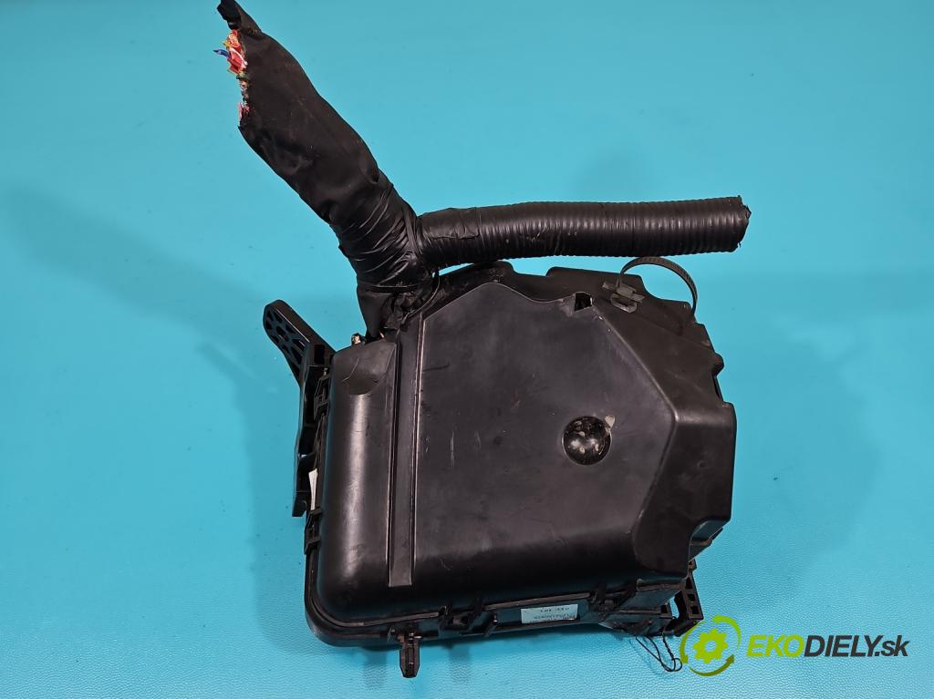 Hyundai I40 1.7 crdi 136hp manual 100 kW 1685 cm3 5- skříňka pojistková 91951-3X140 (Pojistkové skříňky)