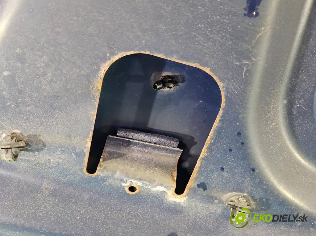 Dacia Sandero I 2008-2012 1.4 8V 75 HP manual 55 kW 1390 cm3 5- kapota predná