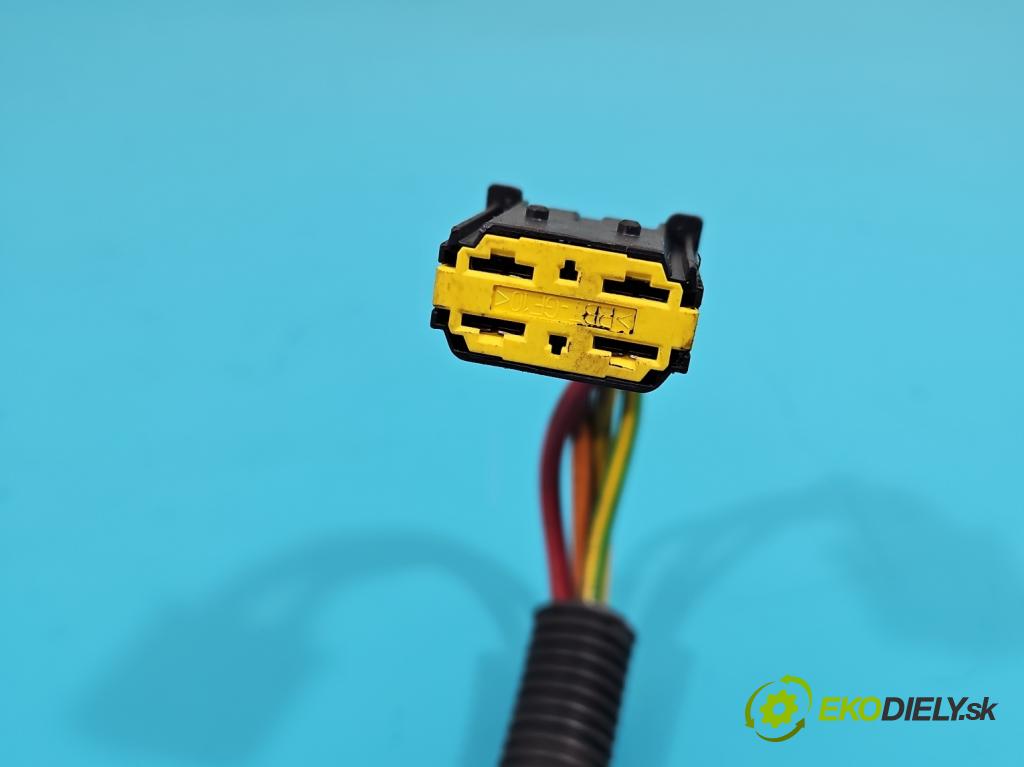 Renault Scenic I 1996-2003 1.6 16V 107 HP automatic 79 kW 1598 cm3 5- Spínačka  (Spínacie skrinky a kľúče)