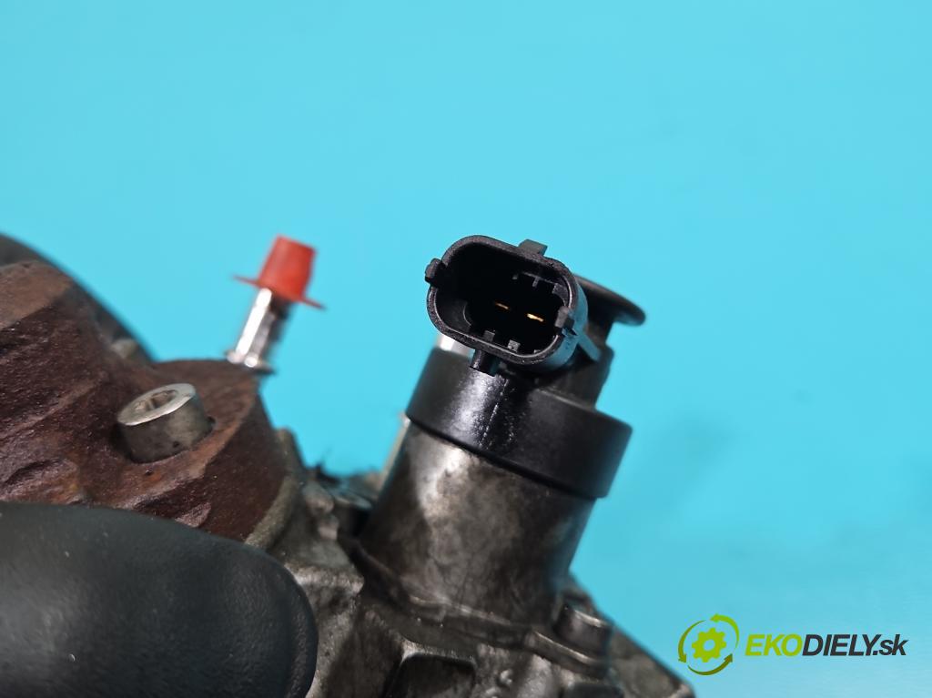 Peugeot 508 2010-2018 1.6 hdi 120 HP manual 88 kW 1560 cm3 4- čerpadlo vstrekovacia 0445010739 (Vstrekovacie čerpadlo)