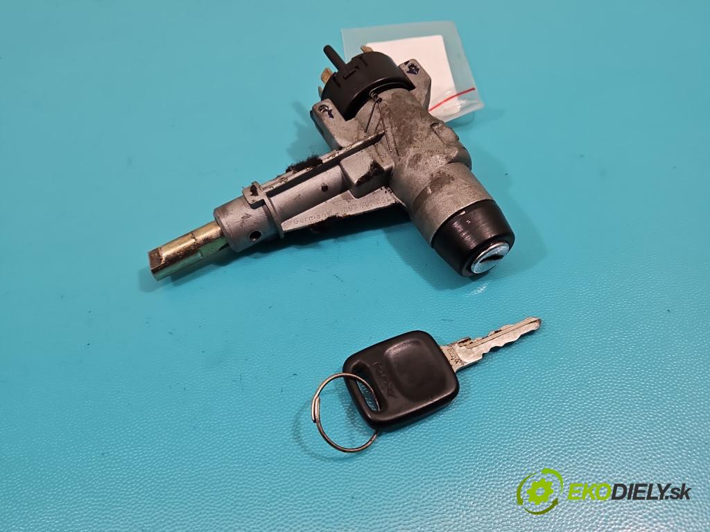 Audi 80 B3 1986-1991 1.6 karburátor: 75 HP manual 55 kW 1576 cm3 4- Spínačka  (Spínacie skrinky a kľúče)