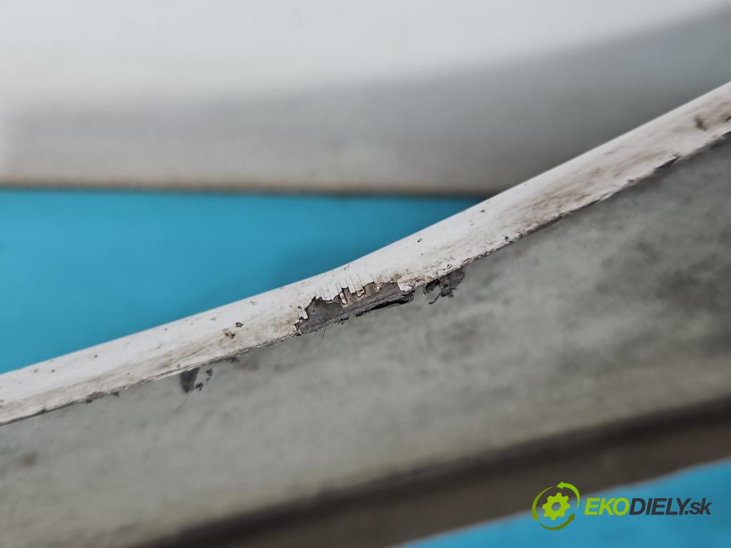 Skoda Fabia II 2007-2014 1.6 tdi 75 hp manual 55 kW 1598 cm3 5- blatnik přední pravý  (Ostatné)