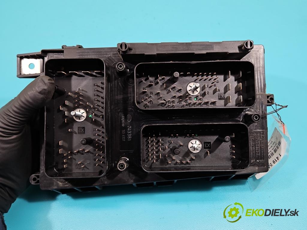 Opel Astra III 2004-2014 1.4 16V 90 hp manual 66 kW 1364 cm3 3- skříňka pojistková 13206753 (Pojistkové skříňky)