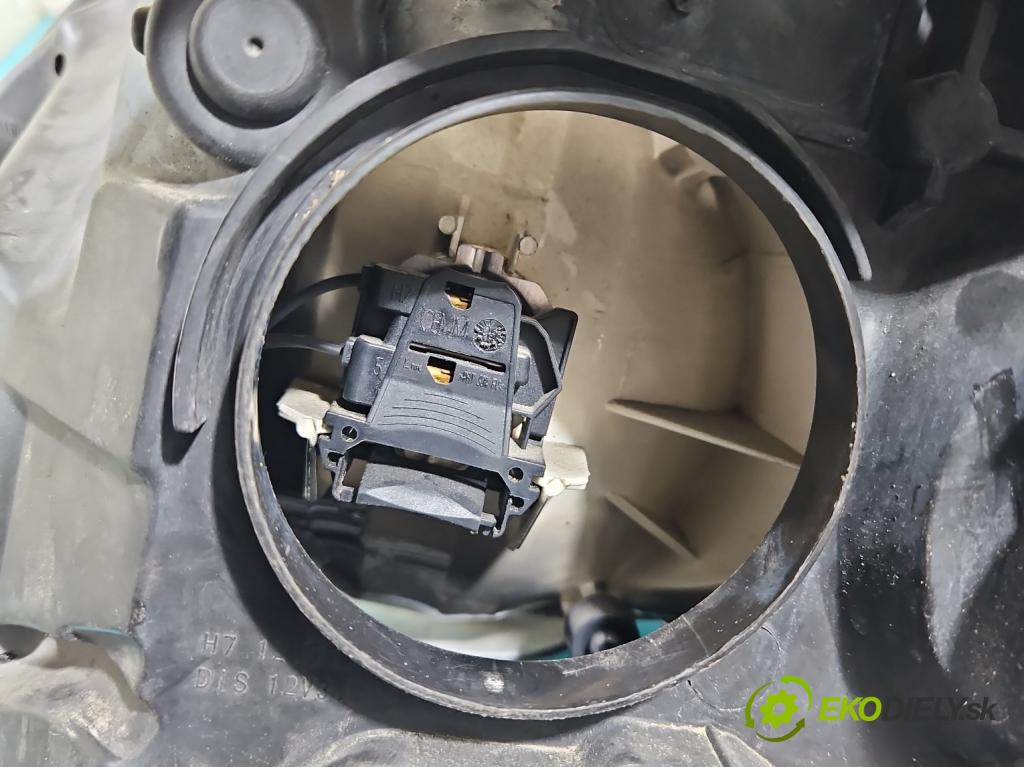 Ford Focus Mk2 2004-2011 1.8 tdci 116 HP manual 85 kW 1753 cm3 5- Reflektor: pravý 8M51-13W029-AD (Pravé)