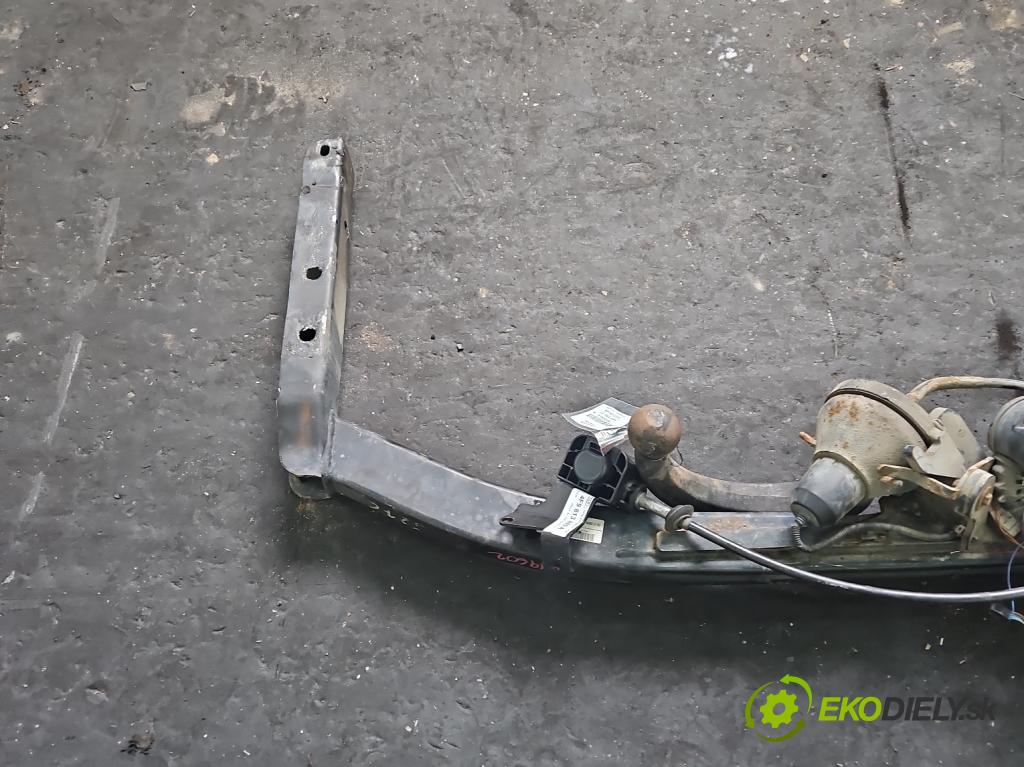 Audi A6 C6 2004-2011 2.7 tdi V6 179KM automatic 132 kW 2698 cm3 5- oko tažné 305282 (Tažná zařízení)