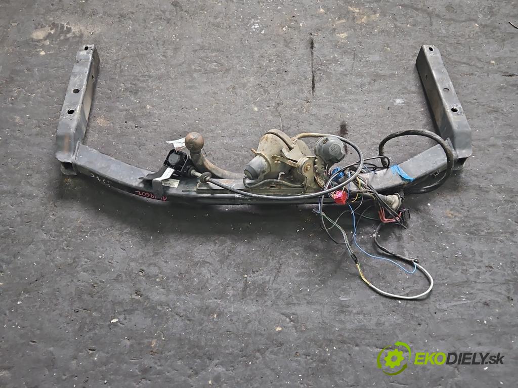 Audi A6 C6 2004-2011 2.7 tdi V6 179KM automatic 132 kW 2698 cm3 5- oko tažné 305282 (Tažná zařízení)