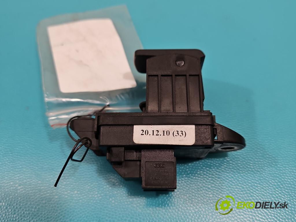 Audi A6 C6 2004-2011 2.7 tdi V6 179KM automatic 132 kW 2698 cm3 5- prepínač brzda: ručný 4F1927225B (Prepínacie páčky pod volantom)