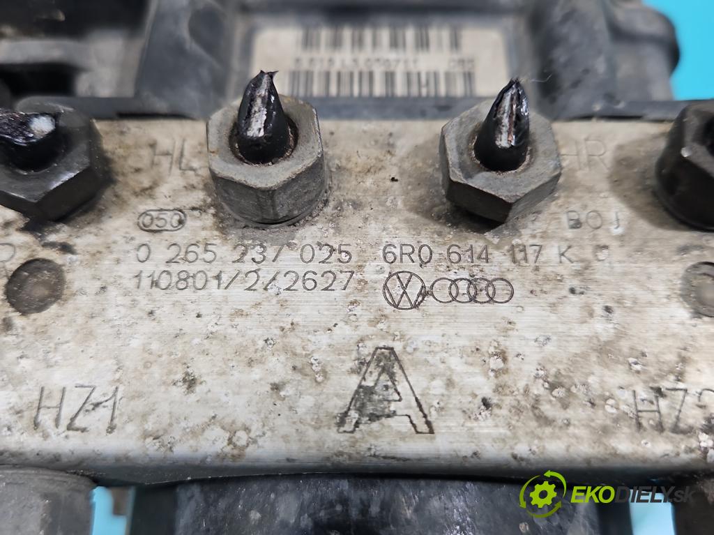 Skoda Fabia II 2007-2014 1.6 tdi 75 HP manual 55 kW 1598 cm3 5- čerpadlo abs 0265800870 (Pumpy ABS)