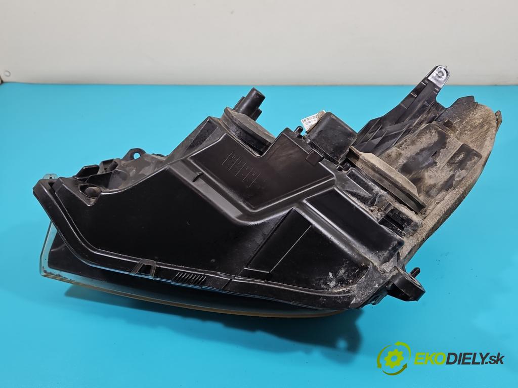 Opel Astra III 2004-2014 1.4 16V 90 HP manual 66 kW 1364 cm3 5- Reflektor: pravý 24451033RH (Pravé)