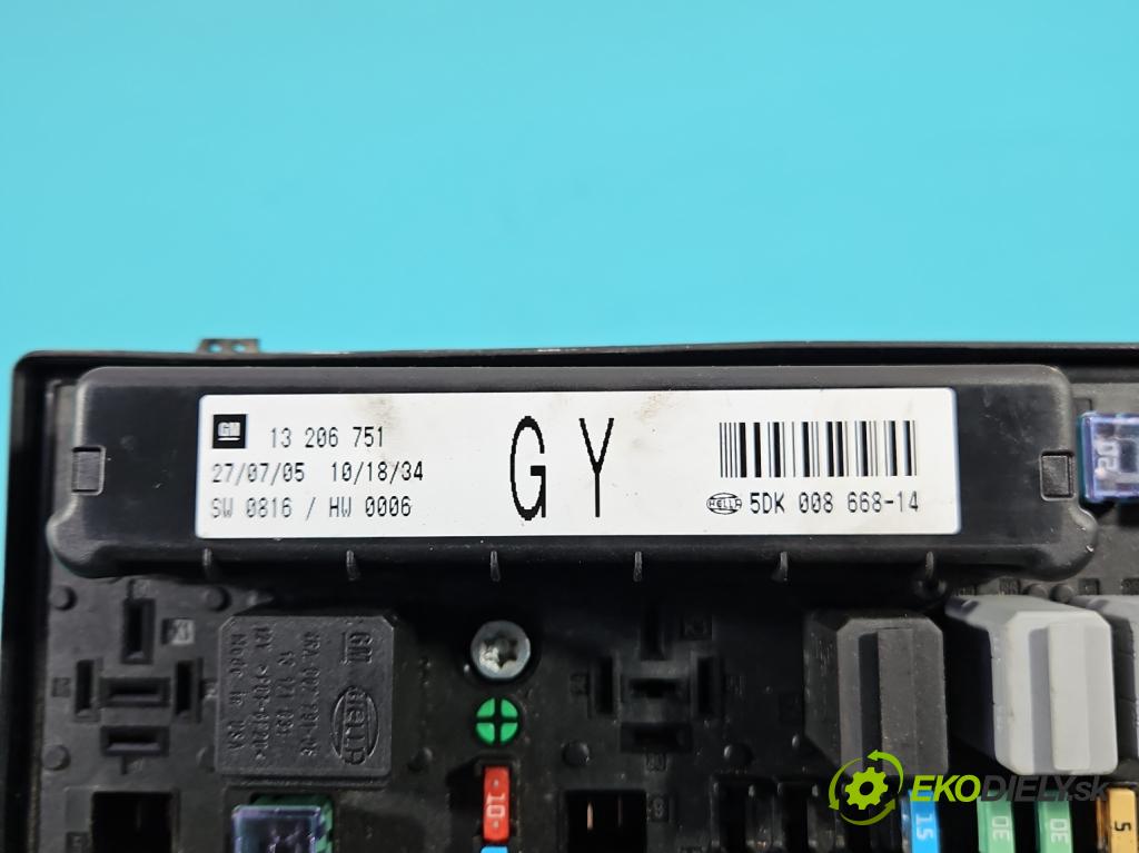 Opel Astra III 2004-2014 1.4 16V 90 hp manual 66 kW 1364 cm3 5- skříňka pojistková 13206751 (Pojistkové skříňky)