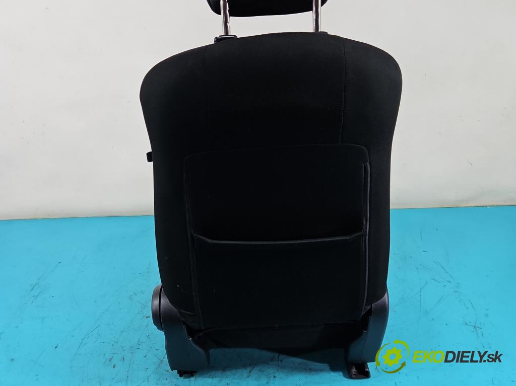 Mazda CX-5 2012-2017 2.2 SKYACTIV: 150 HP manual 110 kW 2191 cm3 5- Sedačka ľavý  (Sedačky, sedadlá)