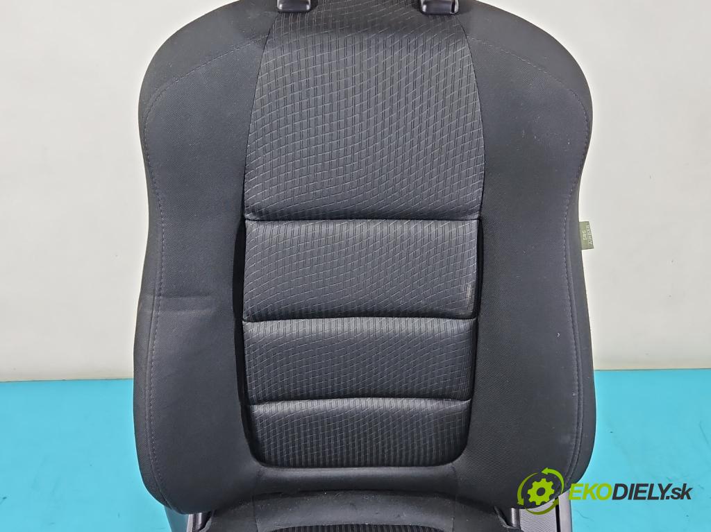 Mazda CX-5 2012-2017 2.2 SKYACTIV: 150 HP manual 110 kW 2191 cm3 5- Sedačka ľavý  (Sedačky, sedadlá)