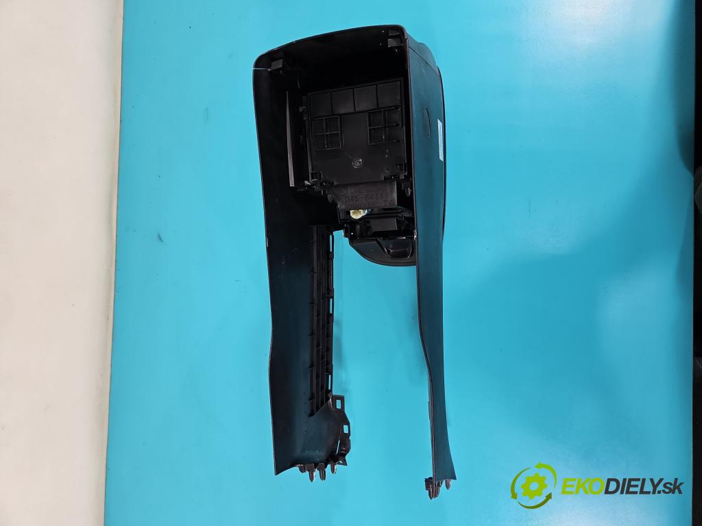 Mazda CX-5 2012-2017 2.2 SKYACTIV: 150 HP manual 110 kW 2191 cm3 5- operadlo KD45-64951 (Lakťové opierky)