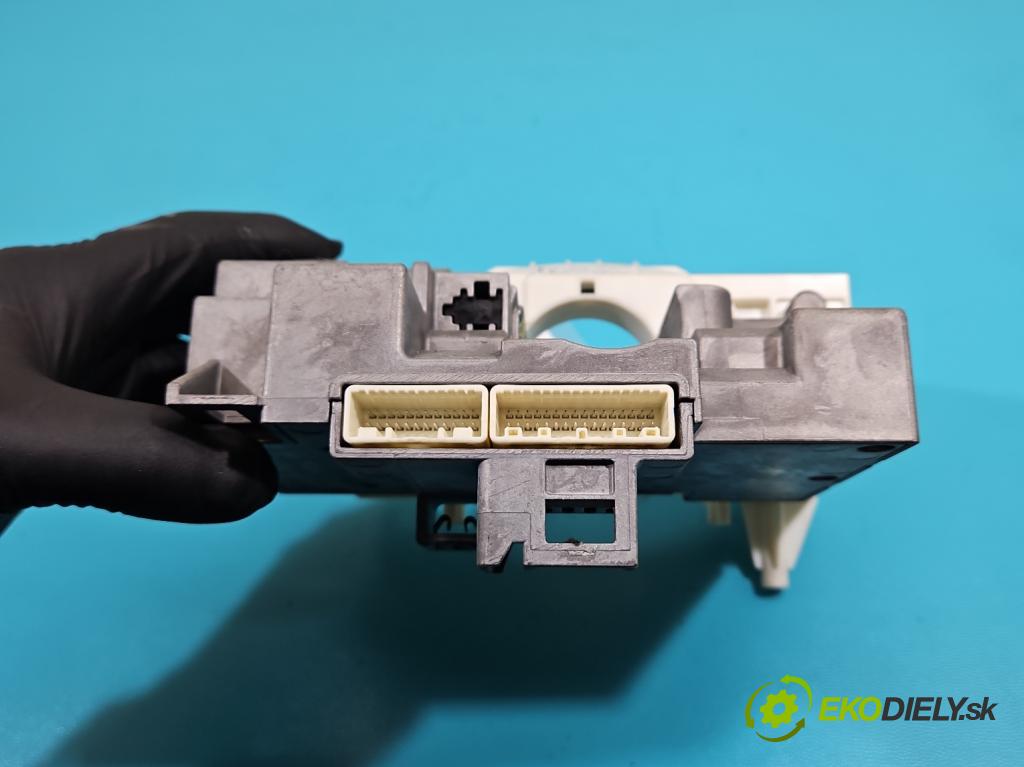 Mazda CX-5 2012-2017 2.2 SKYACTIV: 150 HP manual 110 kW 2191 cm3 5- Blokáda: řízení: K7400AZ91D (Ostatné)