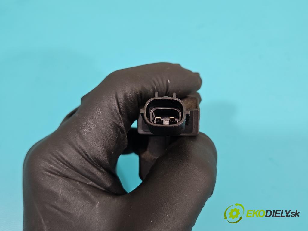 Hyundai Ix35 2.0 16V 163 HP automatic 120 kW 1998 cm3 5- cievka zapaľovacia 27300-3F100 (Zapaľovacie cievky, moduly)