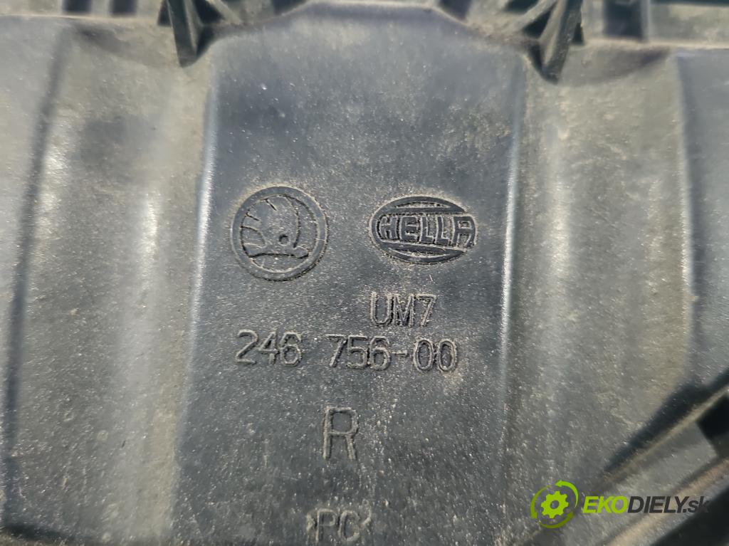 Skoda Superb I 2001-2008 2.5 tdi 163 HP automatic 120 kW 2496 cm3 4- Reflektor: pravý  (Pravé)