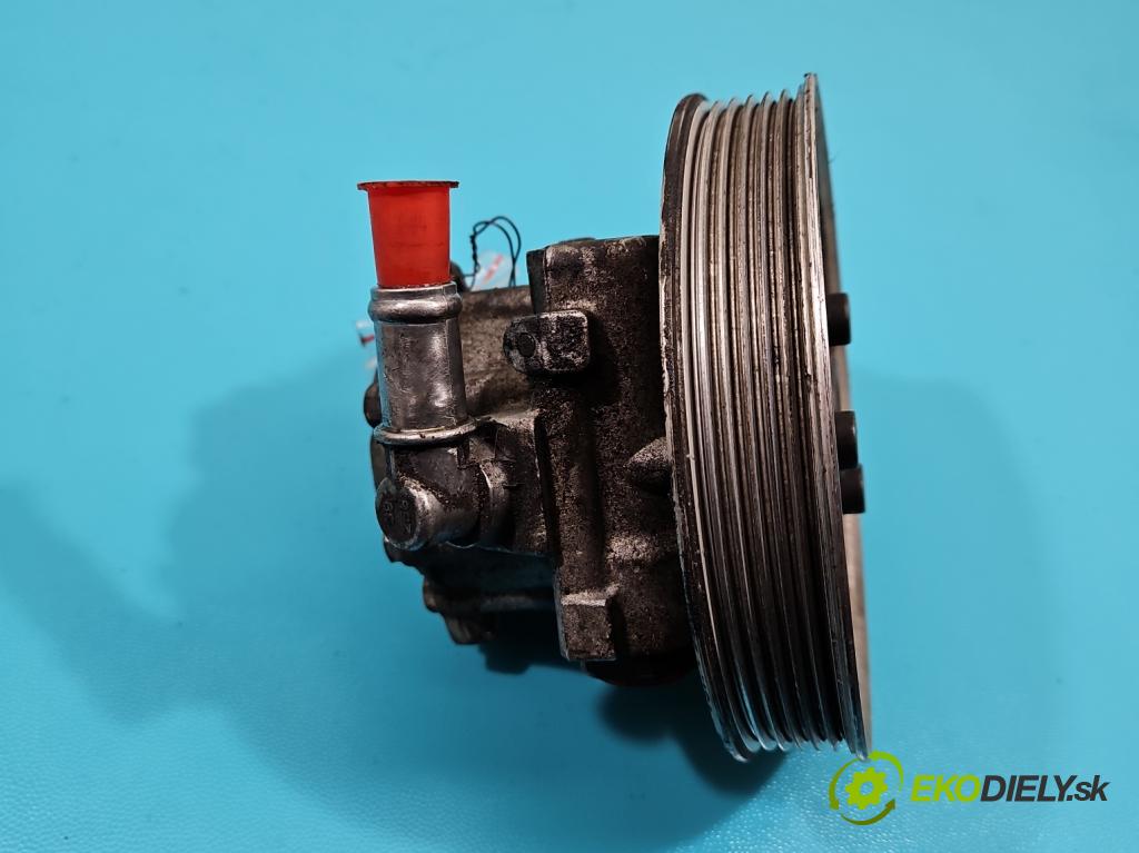 Audi A6 C5 1997-2004 3.0 v6 220KM automatic 162 kW 2976 cm3 5- čerpadlo posilovač  (Servočerpadlo, pumpa riadenia)