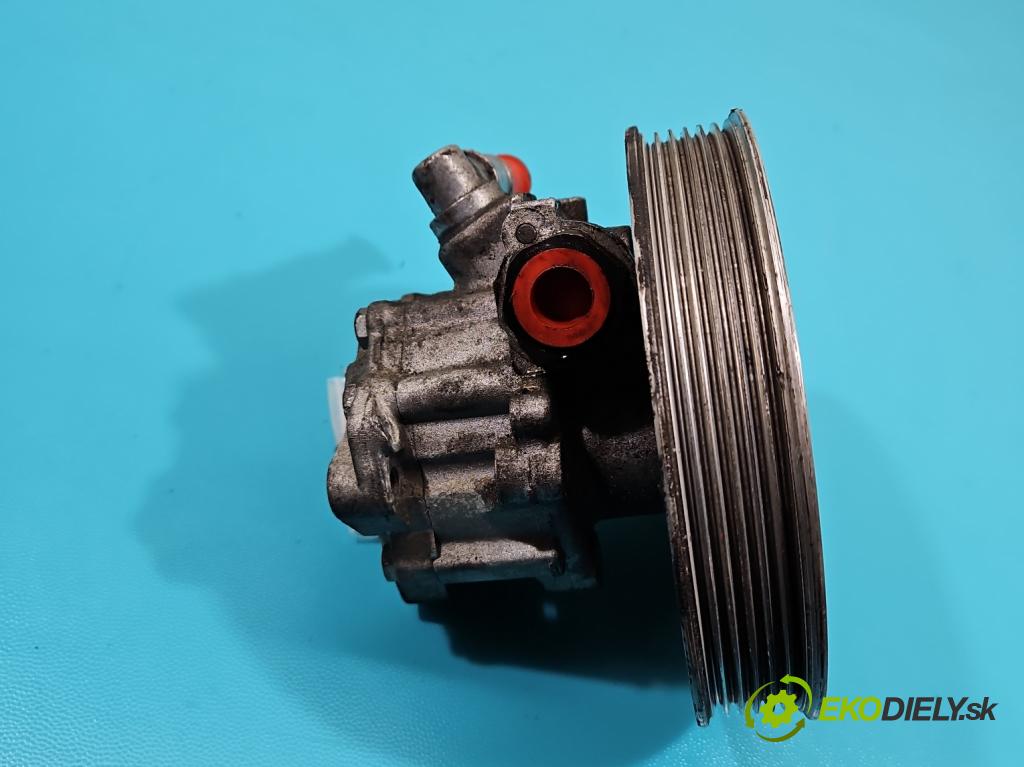 Audi A6 C5 1997-2004 3.0 v6 220KM automatic 162 kW 2976 cm3 5- čerpadlo posilovač  (Servočerpadlo, pumpa riadenia)