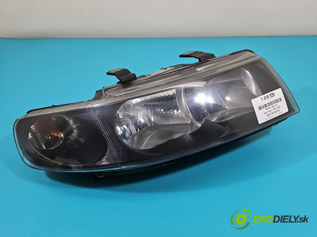 Seat Toledo II 1998-2004 1.8 20v 125 HP manual 92 kW 1781 cm3 4- Reflektor: pravý 67742701 (Pravé)