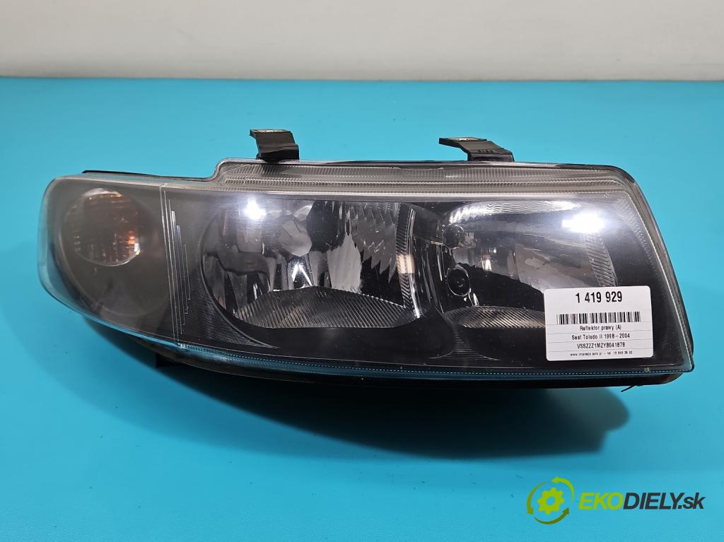 Seat Toledo II 1998-2004 1.8 20v 125 HP manual 92 kW 1781 cm3 4- Reflektor: pravý 67742701 (Pravé)