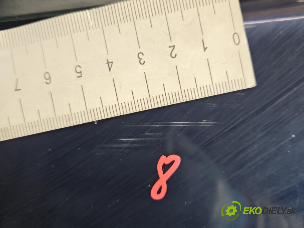 Citroen Xsara Picasso 2.0 HDI 90 hp manual 66 kW 1997 cm3 5- zadní kufrové dveře  (Zadní kapoty)