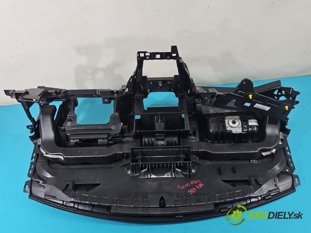 Ford Focus Mk3 2010-2018 1.5 tdci 95 HP manual 70 kW 1499 cm3 5- kokpit,pristrojová doska rozdeľovacia