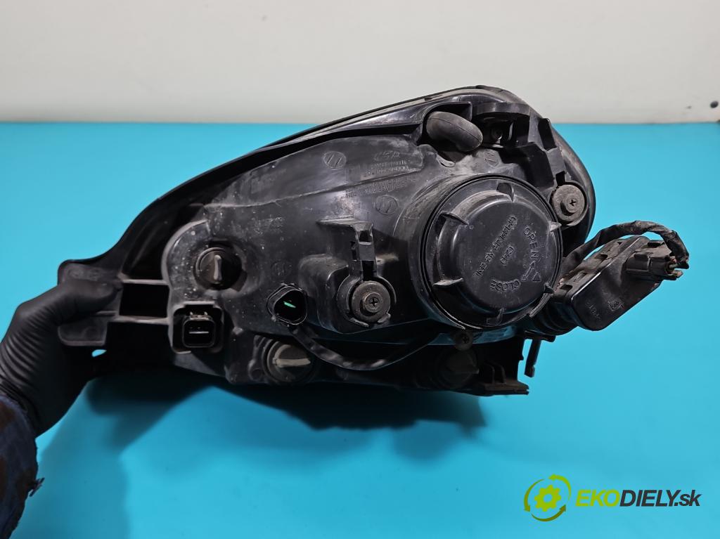 Hyundai Tucson I 2004-2009 2.0 CRDi 16v 140 HP manual 103 kW 1991 cm3 5- Reflektor: pravý 92102-2EXXX (Pravé)